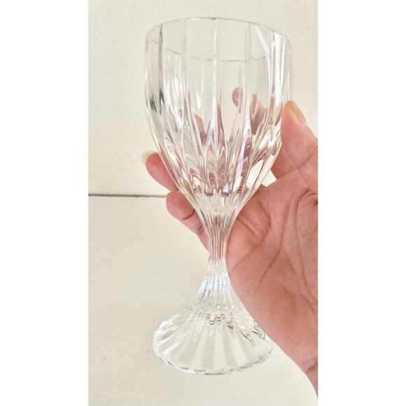 Vintage Mikasa Solid Crystal Wine Glass Ribbed Lot of 4 Clear Cut Goblets - Picture 2 of 6